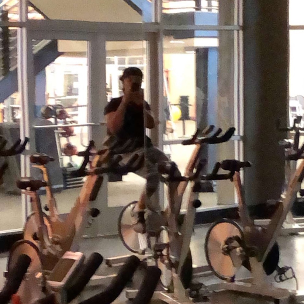 Meet your Posher, Tiara